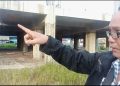 Gubernur LSM LIRA Kaltara, Abdul Rahman, saat meninjau eks Pasar Sebengkok di Kota Tarakan yang mangkrak.