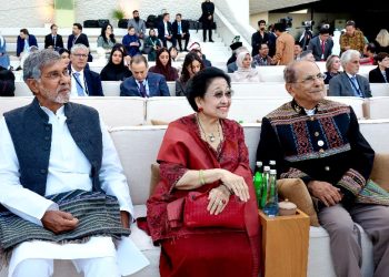 Megawati Soekarnoputri satu forum bersama Kailash Satyarthi, peraih Nobel Perdamaian 2014 dan José Ramos-Horta, peraih Nobel Perdamaian 1996 di Abu Dhabi, pada Februari 2026. (Foto: Monang Sinaga dan Tim Media PDIP)