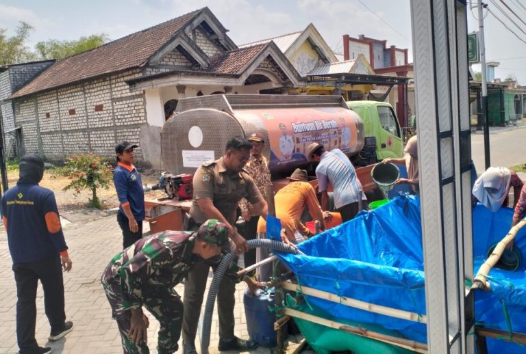 Kecamatan Balongpanggang Siaga Hadapi Kekeringan, Koordinasi Distribusi Air Bersih Terus Dilakukan