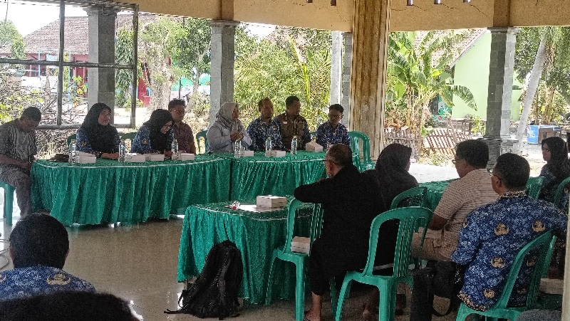 Bidang pertanahan dinas PUTR kabupaten Gresik Sosialisasikan pemebebasan lahan warga yang terdampak proyek normalisasi kali lamong