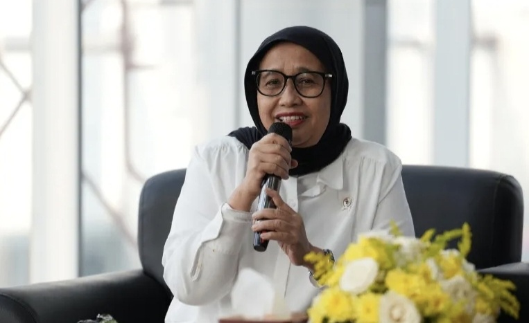 Nanik S. Deyang